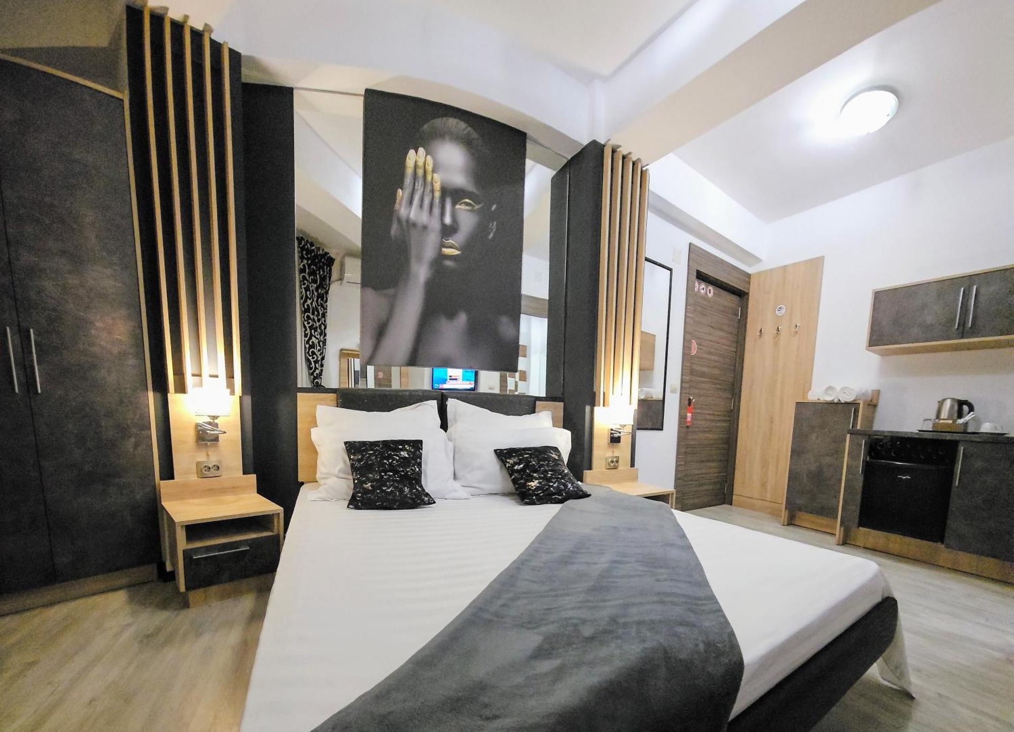 Theline Hotel Bucharest Exterior photo